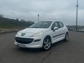 Peugeot 207 1.4 Comfort 