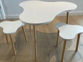 Smallstuff bord og 2 stole