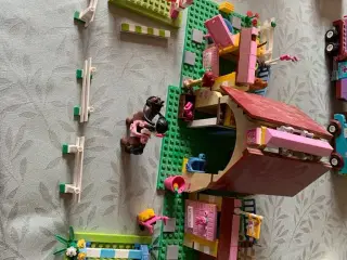 Lego friends sælges...