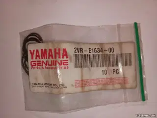 Yamaha CLIP, PISTON PIN