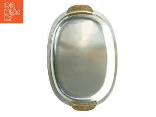 Oval metalbakke med træhåndtag (str. 33 x 22 cm)