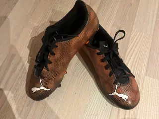 Fodbold støvler str: 37