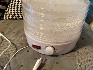 Dehydrator 