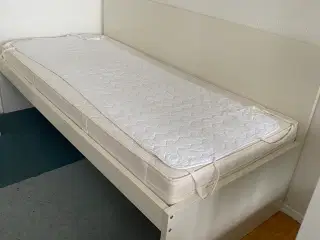 Seng 90x200 cm 