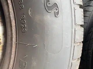 4 stk. stålfælge med dæk, har siddet på VW Tiguan.