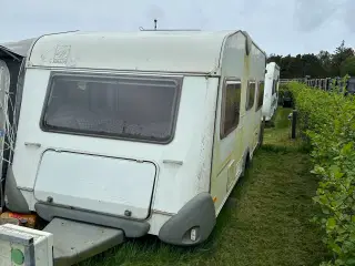 Campingvogn Knaus Azur 500