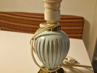 Vintage bordlampe i keramik og messing 