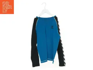 Bluse fra Hummel (str. 152 cm)