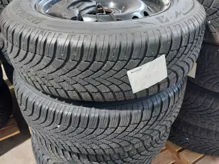 Ford puma stål vinterhjul 205/65 R16