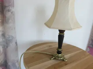 Vintage bordlampe med skærm