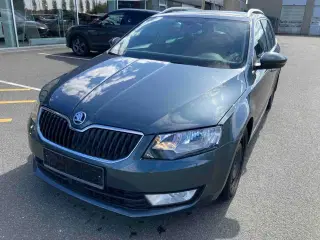 Skoda Octavia 2,0 TDi 150 Elegance Combi DSG