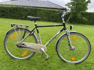 Batavus. 28" Hjul, 54 cm stel, 7 gear