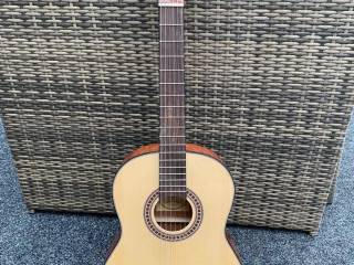 Junior guitar
