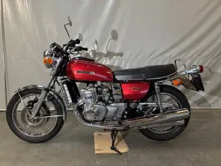 Suzuki GT 750