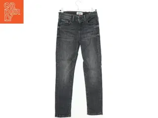 Grå jeans til børn fra Tommy Hilfiger (str. 140)