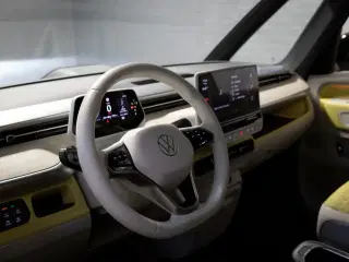 VW ID.Buzz 77 Pro SWB