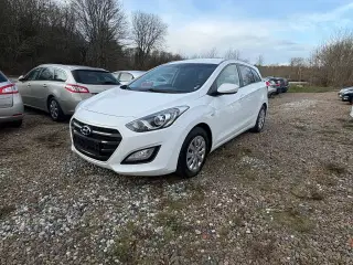 Hyundai i30 1,6 CRDi 110 EM-Edition CW