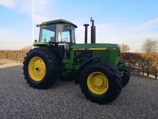 John Deere 4255 4wd traktor