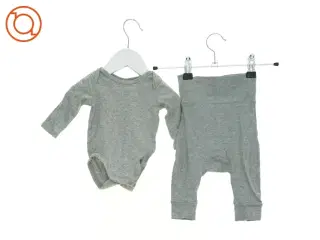 babysæt fra H&M (str. 56 cm)