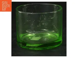 Grøn glaslysestage fra iittala (str. 6,5 cm)
