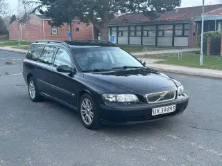 Volvo V70 2,4 benzin 2002 stcar