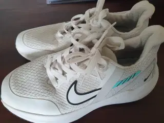 Nike Zoomx, str 42