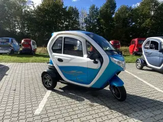 E-Force blå 25 km/t