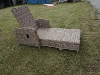 Vila Tjørn sunlounger