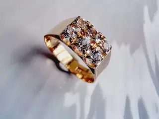 18 karat guld bred Statement ring 