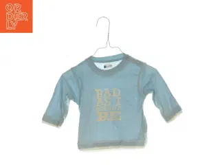 Bluse med print (str. 6-9 mdr)