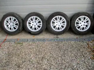 15" Suzuki 5X114,3 195/65/15" helårsdæk dot1623