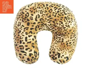 Nakkestøtte med leopardprint (str. 29x27x11 cm)