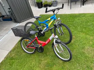 2 stk pigecykler i god men brugt stand.