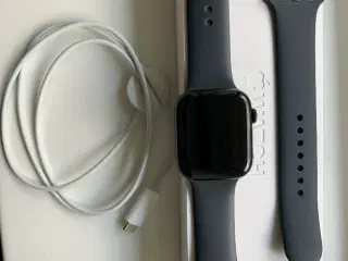 Apple Watch 7.