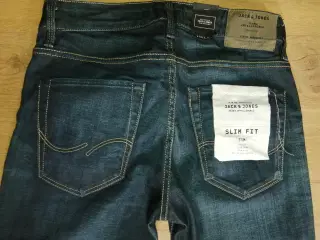 NYE JACK & JONES, TIM, SLIM FIT, MED STRÆK, W28/32