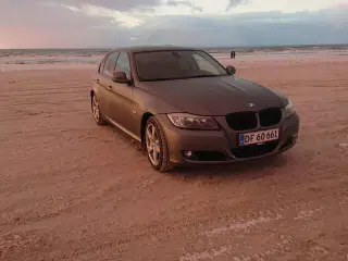 BMW E90 318D