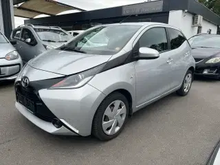 Toyota Aygo 1,0 VVT-I X-Change 69HK 5d