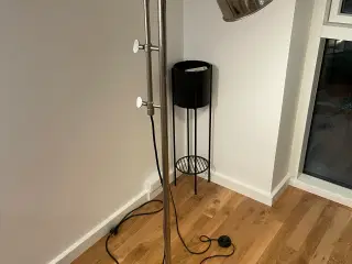 Smart gulvlampe 