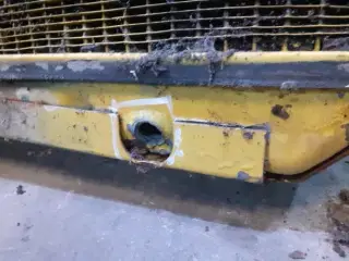 New Holland TX68 Køler 89850250