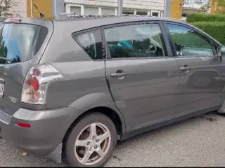 Rigtig pæn Corolla verso 