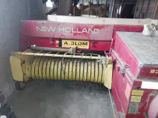 New Holland 370 Ballepresser