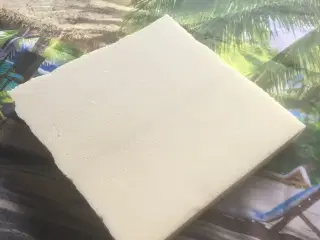 KNÆPUDE , af PUR skum