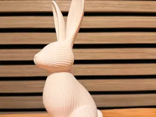 Elegant "Ribbed" Påskekanin – Miljøvenlig og unik