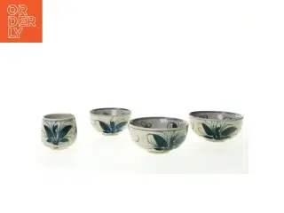 Skåle fra Battrang (str. 12 x 5 cm, 11 x 5 cm, 7 x 7 cm)