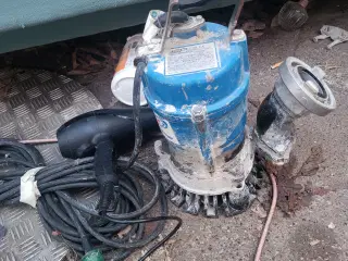 Vand pumpe
