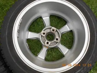 Alu-fælge med dæk