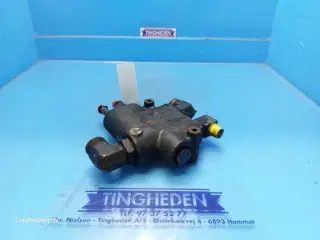 New Holland 8970 Hydraulikventil 