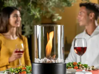 Dekorativ biopejs bordmodel Heatfir - , sort