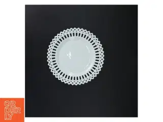 2 Vintage porcelæn tallerkener (str. Ø. 17,5 cm. og. 21,5 cm)