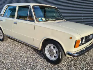 Fiat 124 Special T